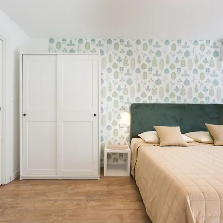 Branka Direkt Am By Interhome ロゴズニッツァ