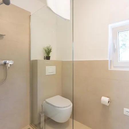 Branka Direkt Am By Interhome